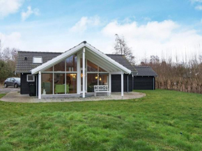 6 person holiday home in Ebeltoft Ebeltoft